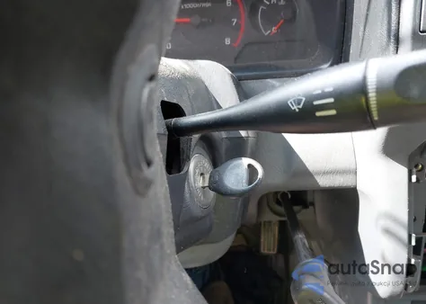 2001 Nissan Frontier Xe z USA, uszkodzony, nr VIN 1N6DD26S31C321005